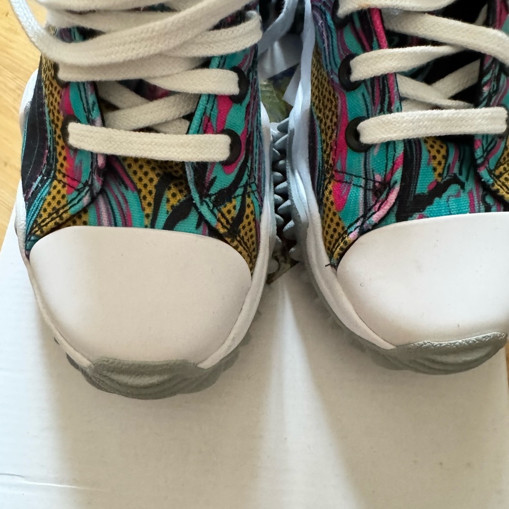 Multicolor Converse Worn Once - image 7